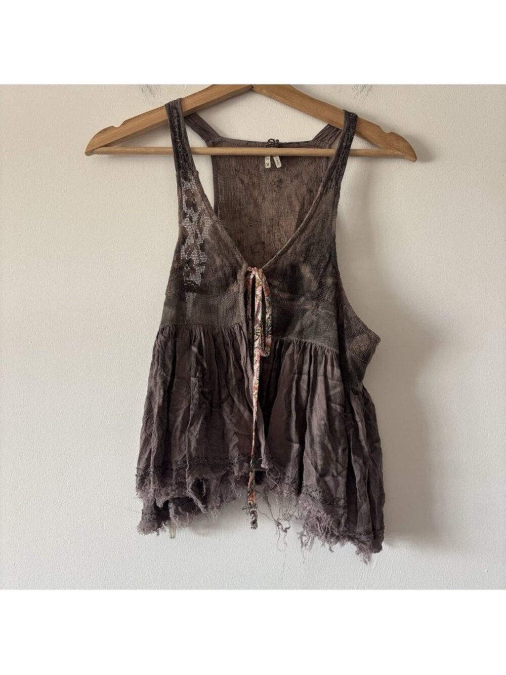 BKE Crop Top Size Medium Sheer Floral Front Tie Distressed Boho Western Grunge
